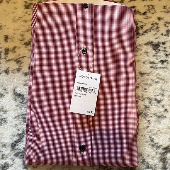 Tech-Smart Traditional Fit Stretch Dress Shirt - Picture 5 of 11